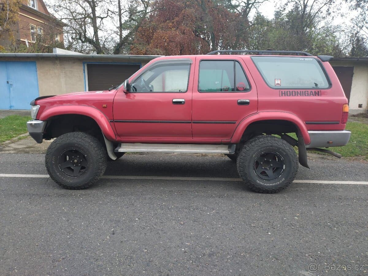 1990 Toyota 4RUNNER - 3