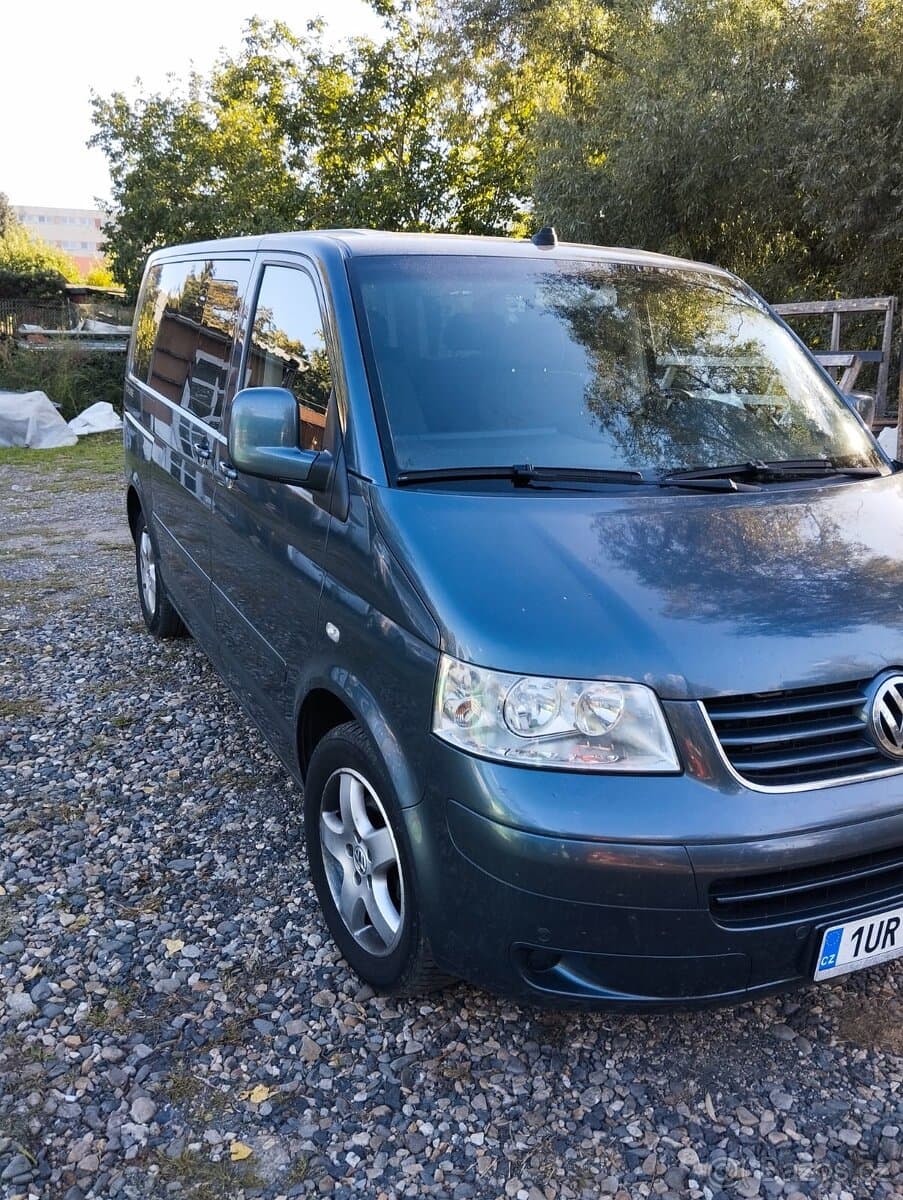 Volkswagen MULTIVAN - 3