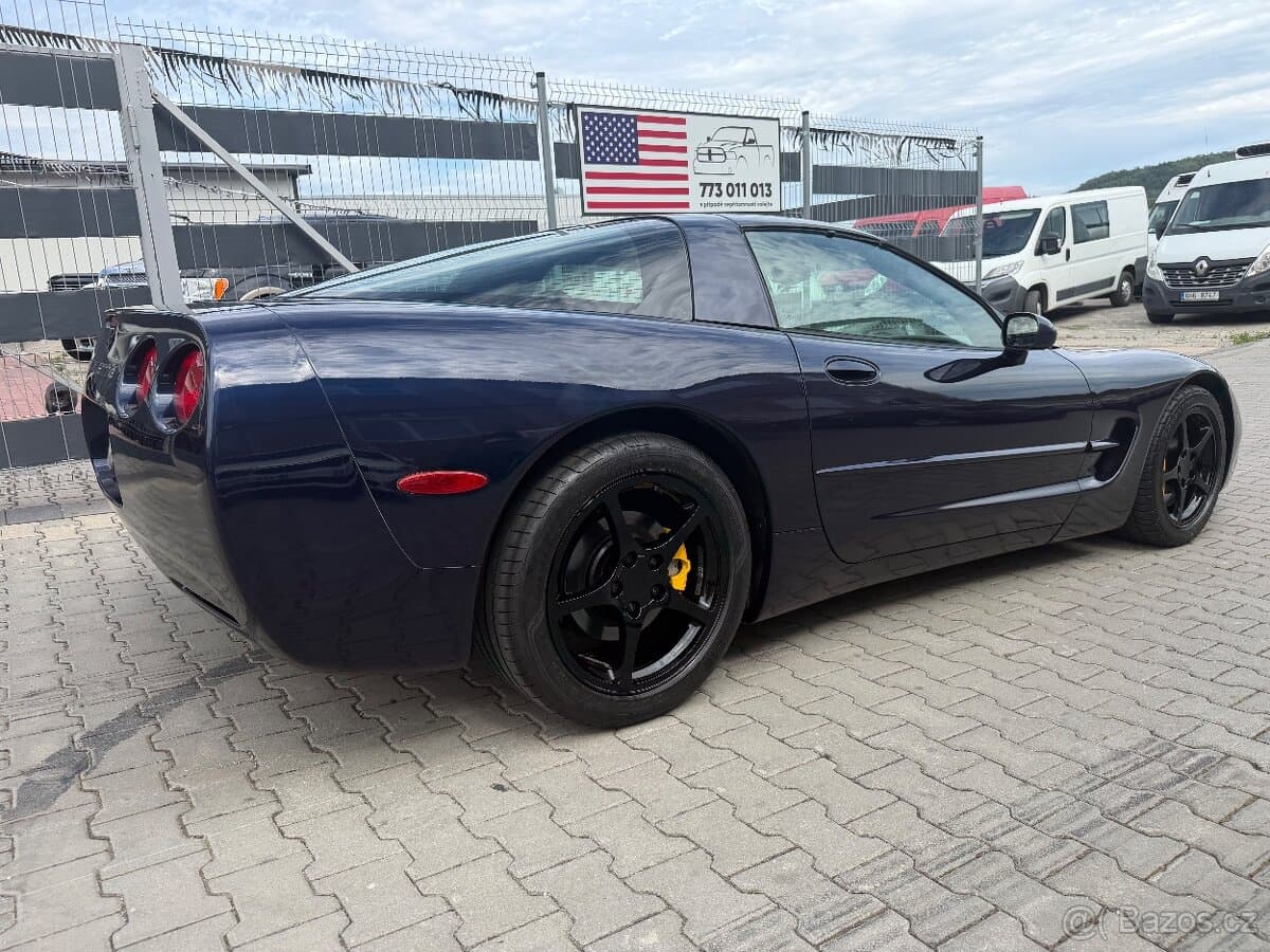 2001 Chevrolet CORVETTE - 3
