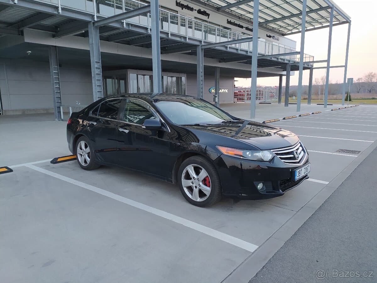 2010 Honda ACCORD - 3