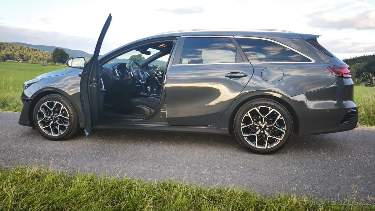 2023 Kia PROCEED - 3
