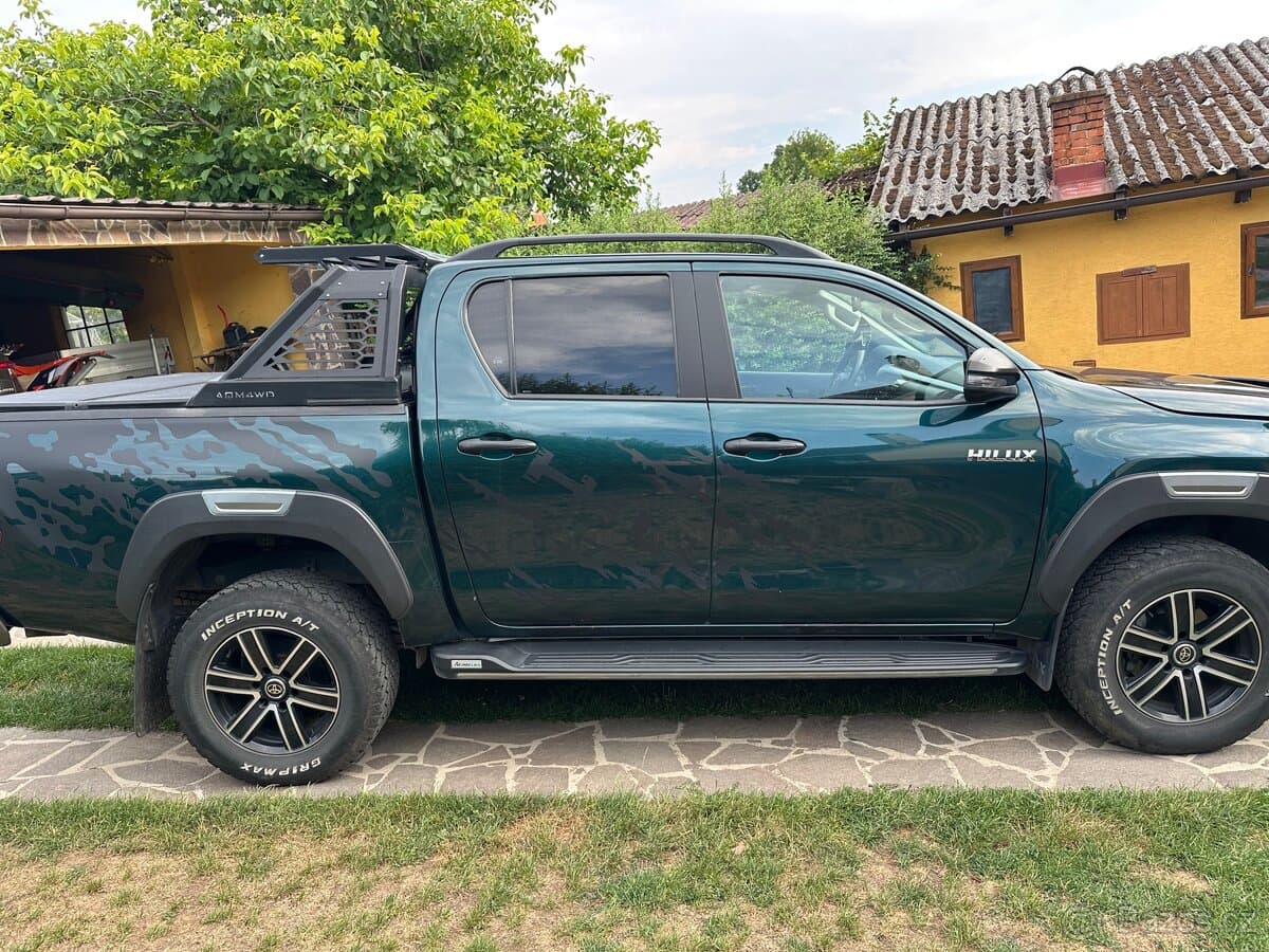 2021 Toyota HILUX - 3