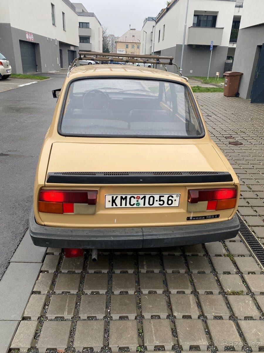 Škoda 105 - 3