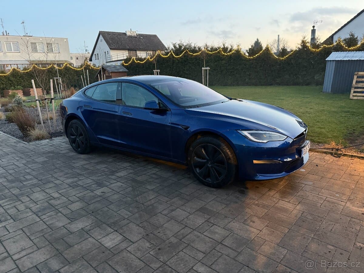 2022 Tesla MODEL S - 3