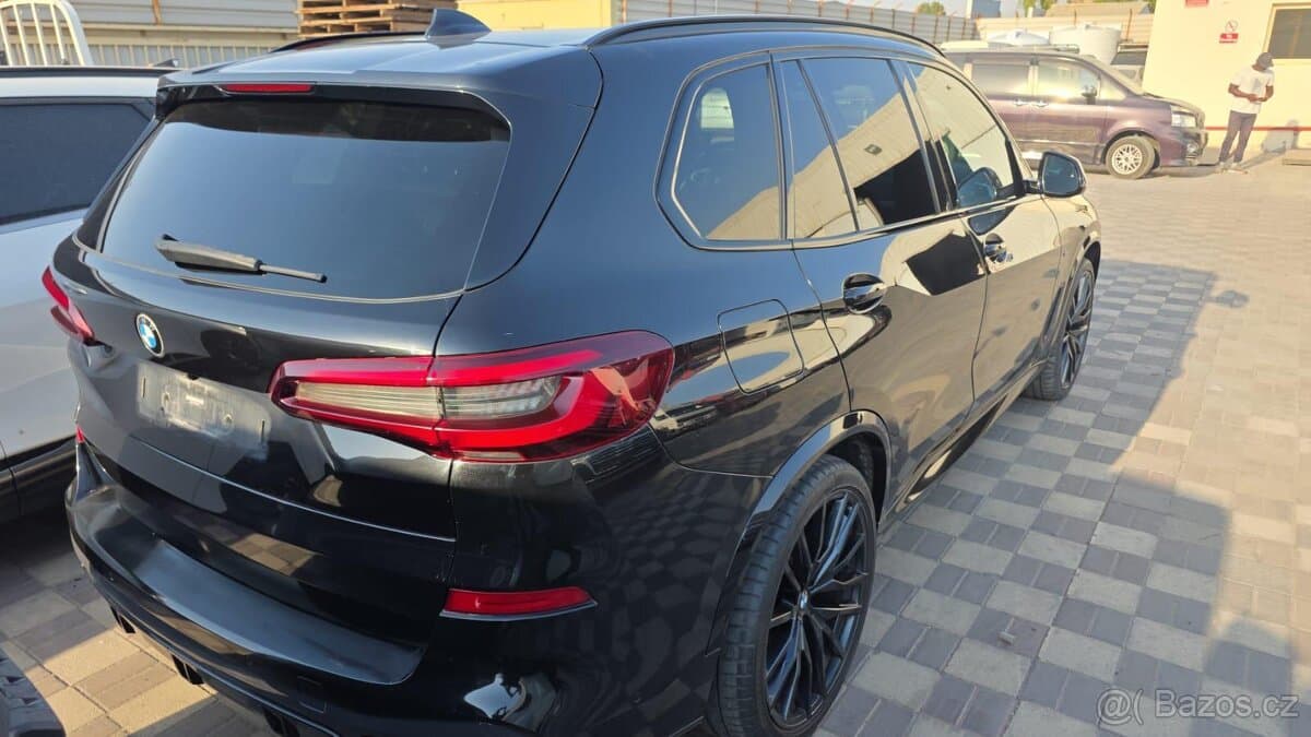 2020 BMW M5 - 3