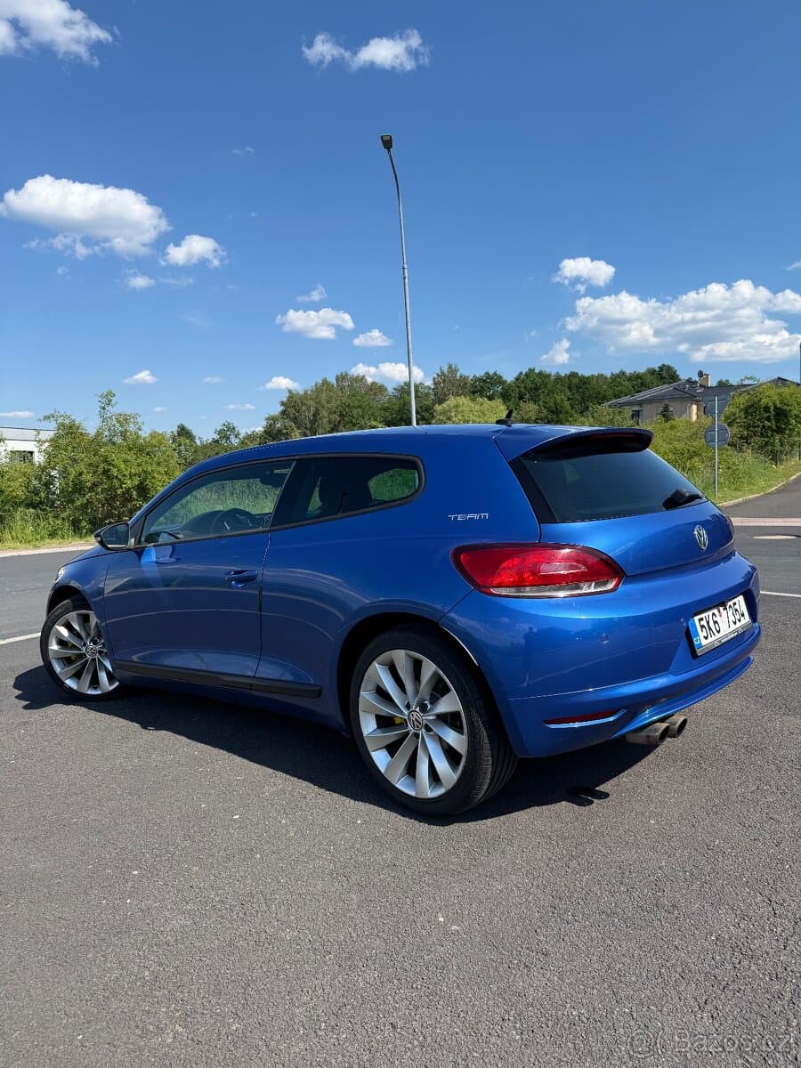 2010 Volkswagen SCIROCCO - 3