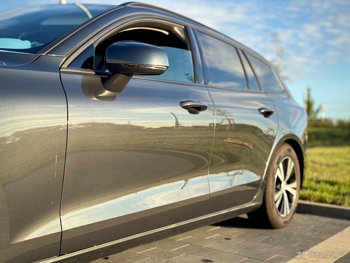 2019 Volvo V60 - 3