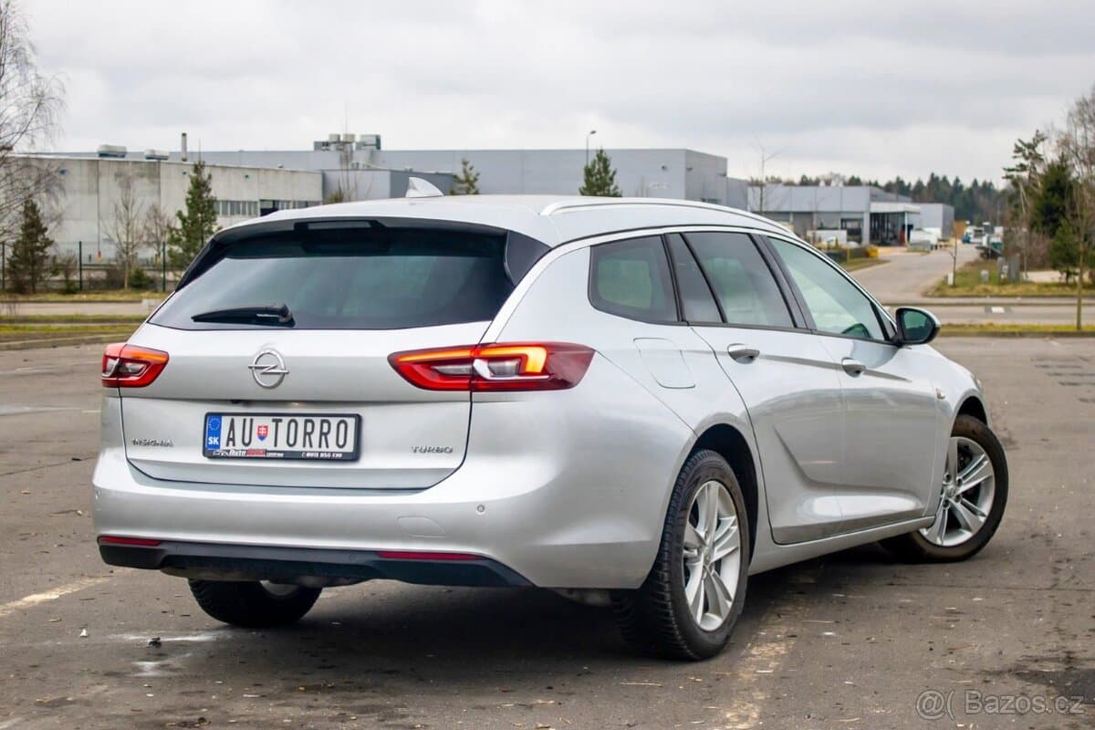 2018 Opel INSIGNIA - 3
