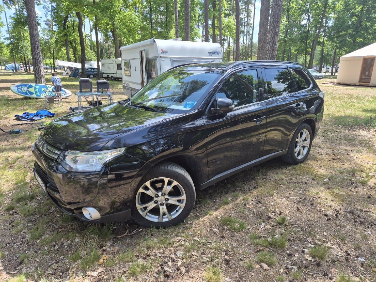 2014 Mitsubishi OUTLANDER - 3