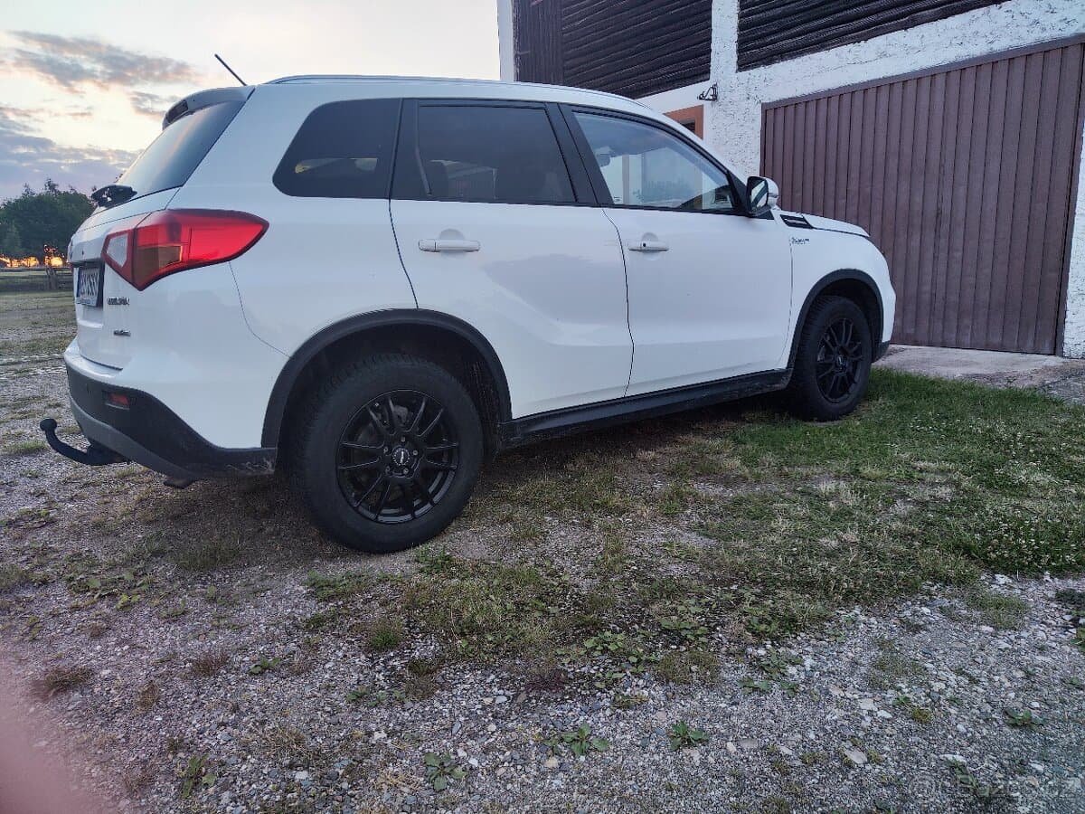 2018 Suzuki VITARA - 3