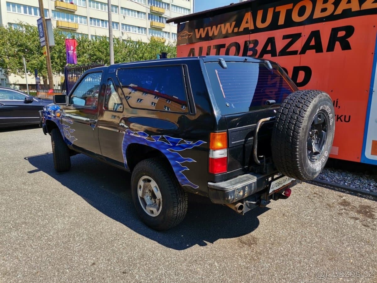 1989 Nissan PATHFINDER - 3