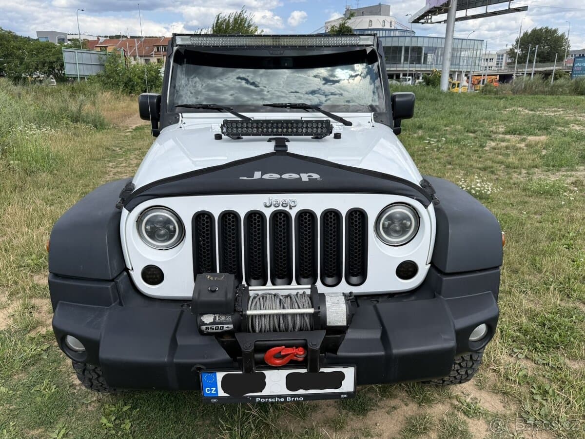2015 Jeep WRANGLER - 3