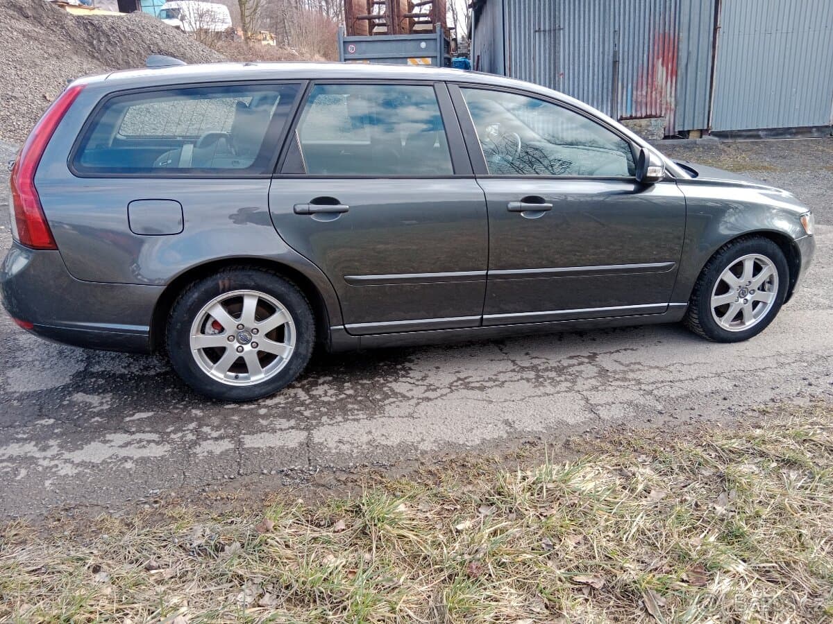 2010 Volvo V50 - 3