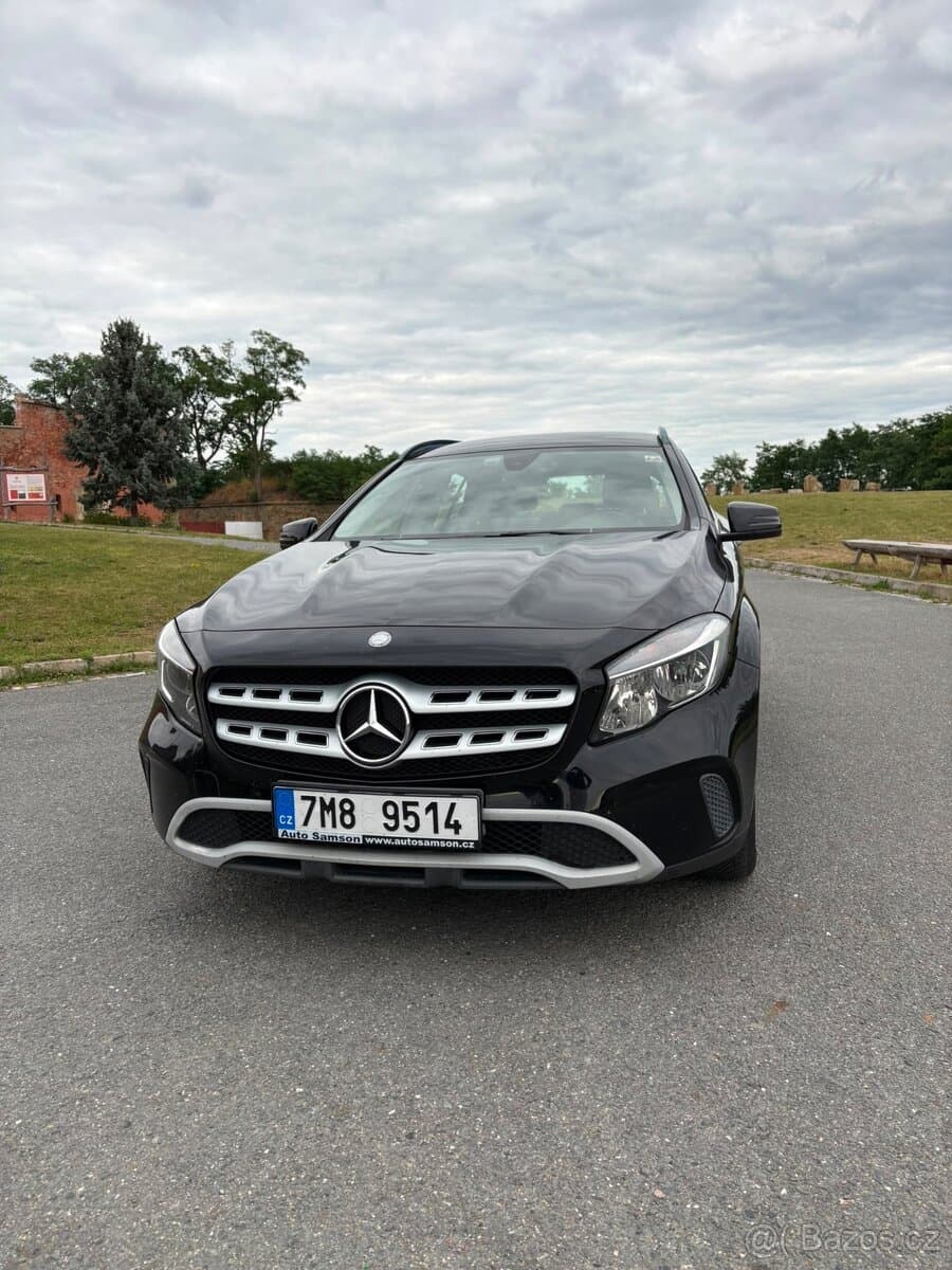 2017 Mercedes-Benz GLA - 3