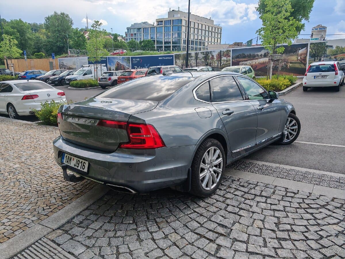 2017 Volvo S90 - 3