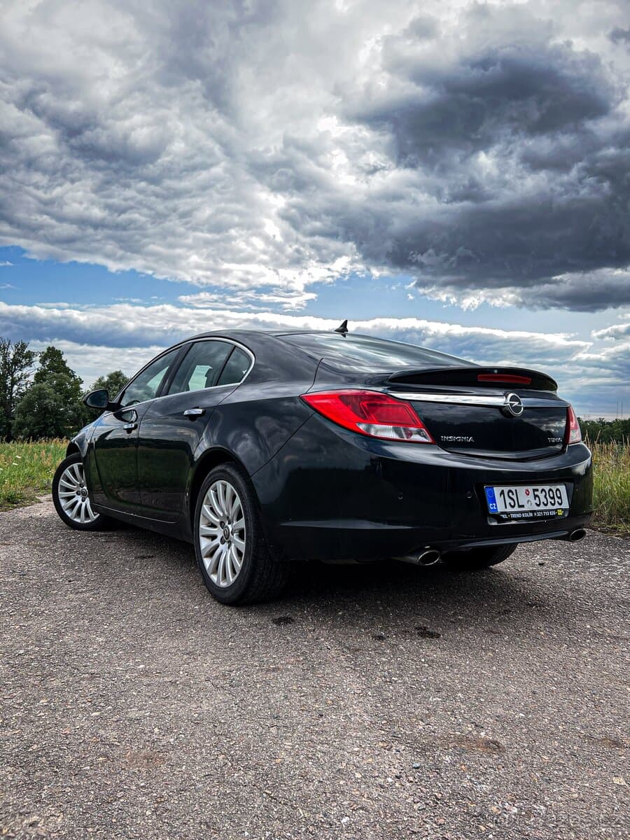 2011 Opel INSIGNIA - 3