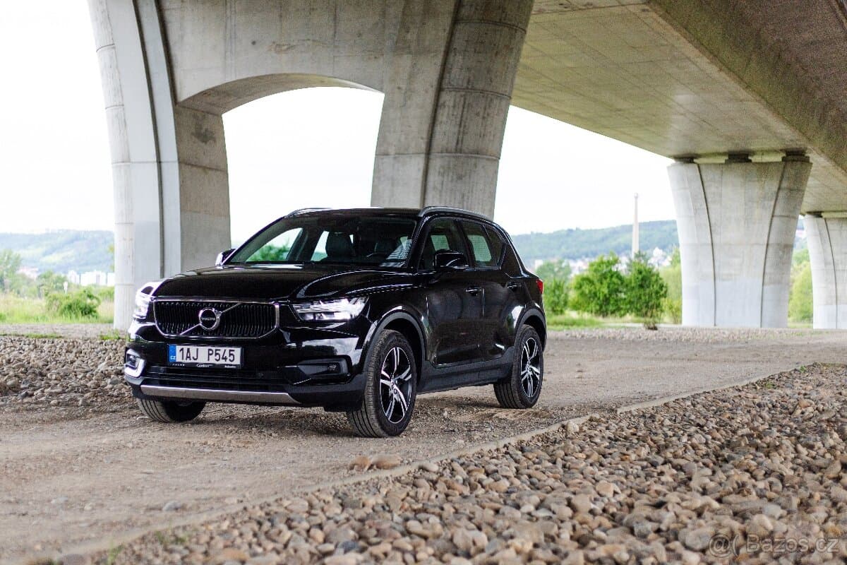 2021 Volvo XC40 - 3