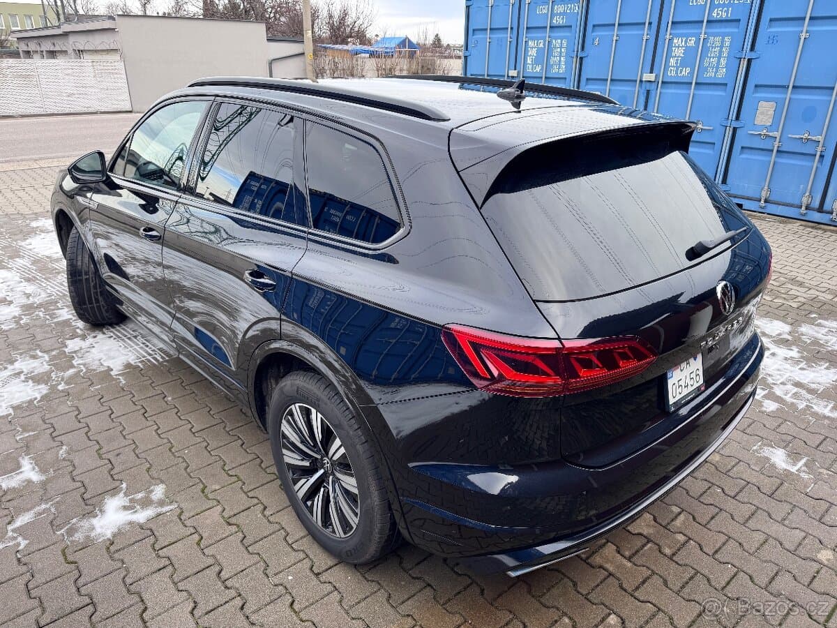 2020 Volkswagen TOUAREG - 3