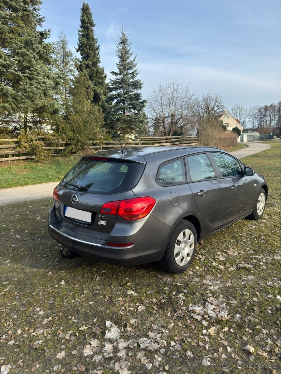 Opel ASTRA - 3