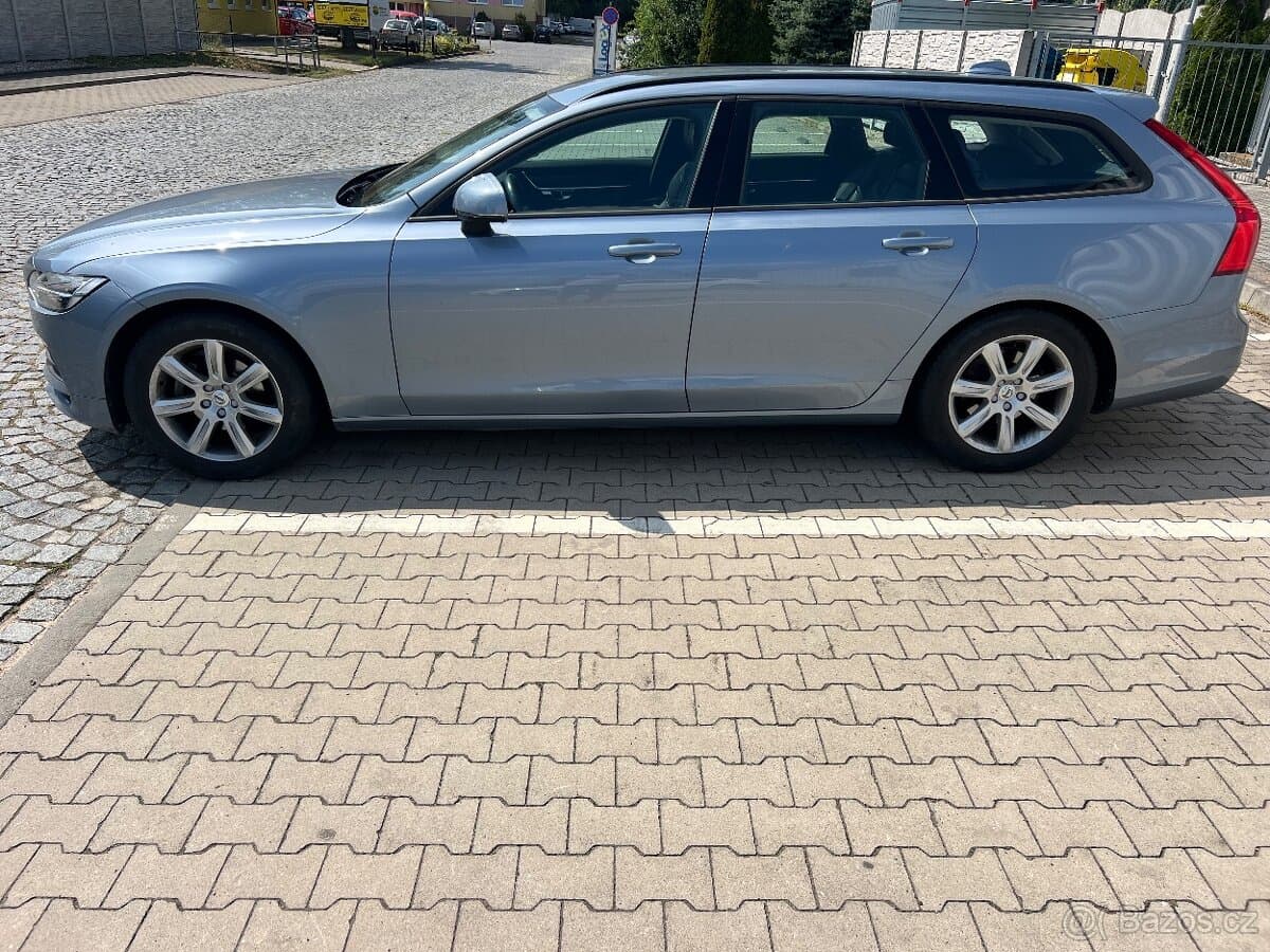 2017 Volvo V90 - 3