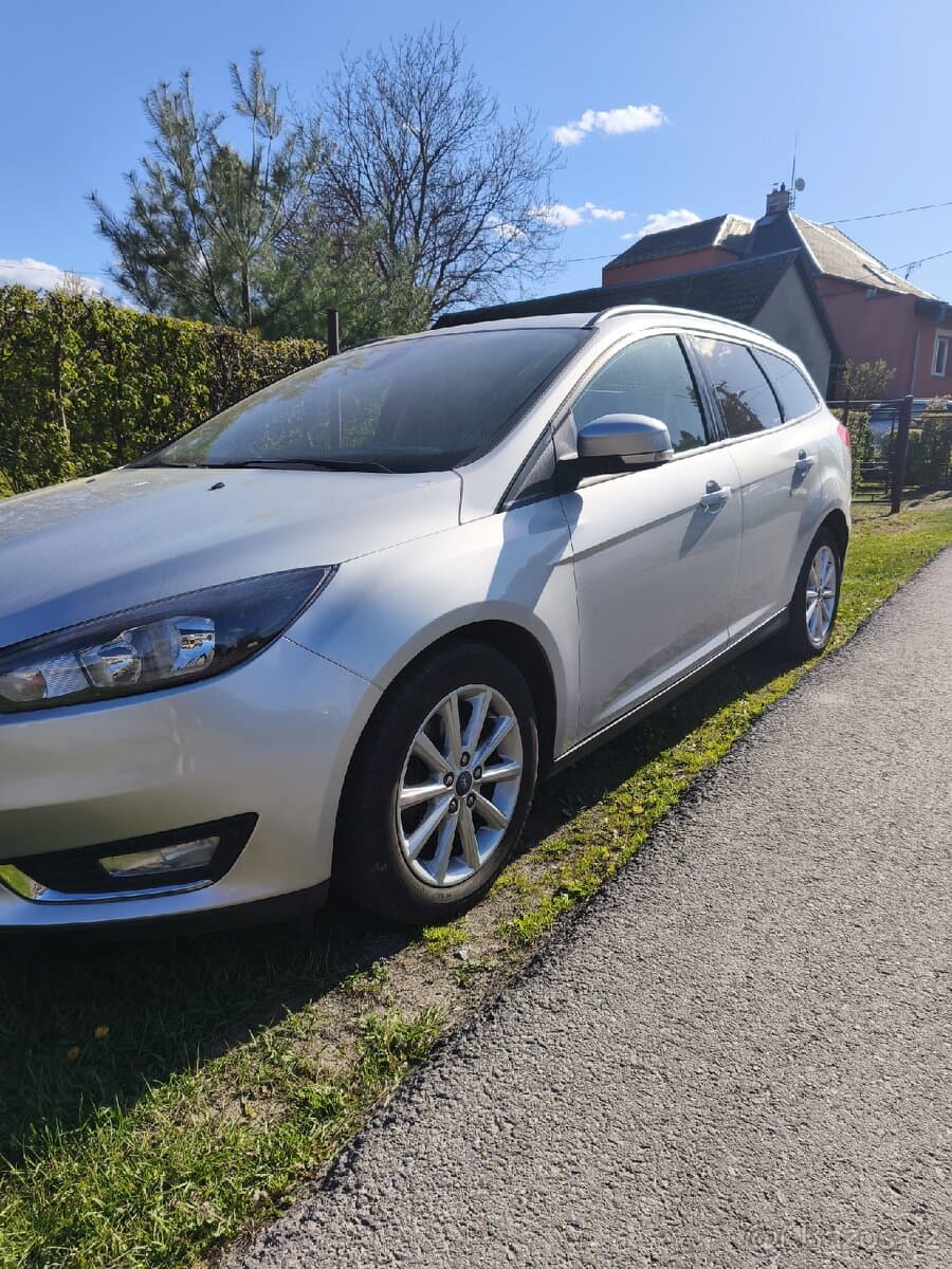 2015 Ford FOCUS - 3
