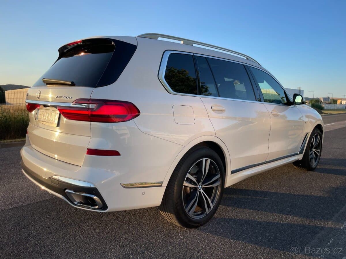 2019 BMW X7 - 3