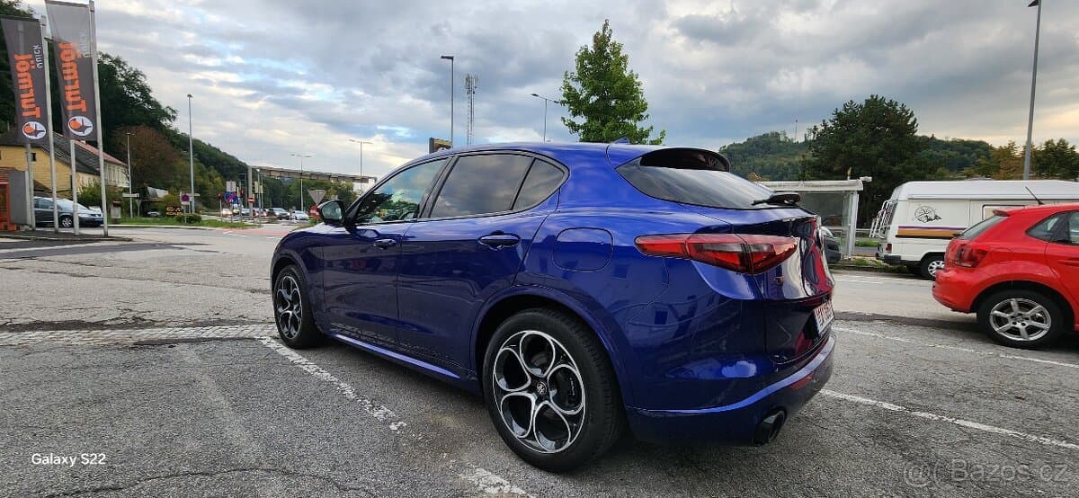 2021 Alfa Romeo STELVIO - 3