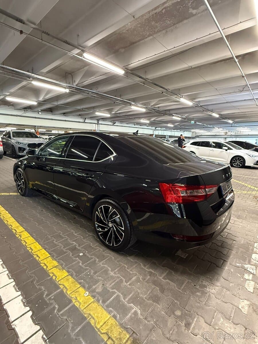 2020 Škoda SUPERB - 3