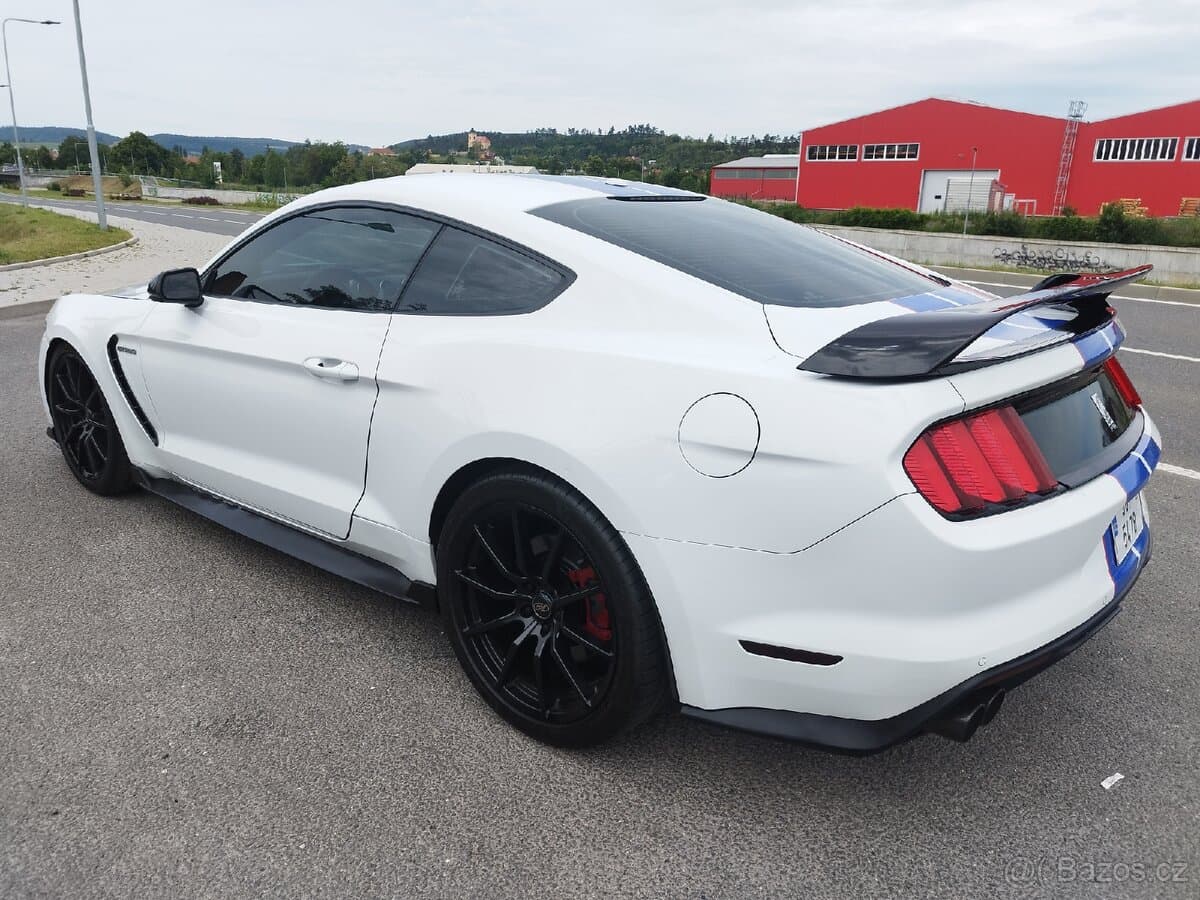 2016 Ford MUSTANG - 3