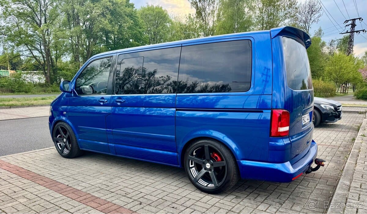 2004 Volkswagen MULTIVAN - 3