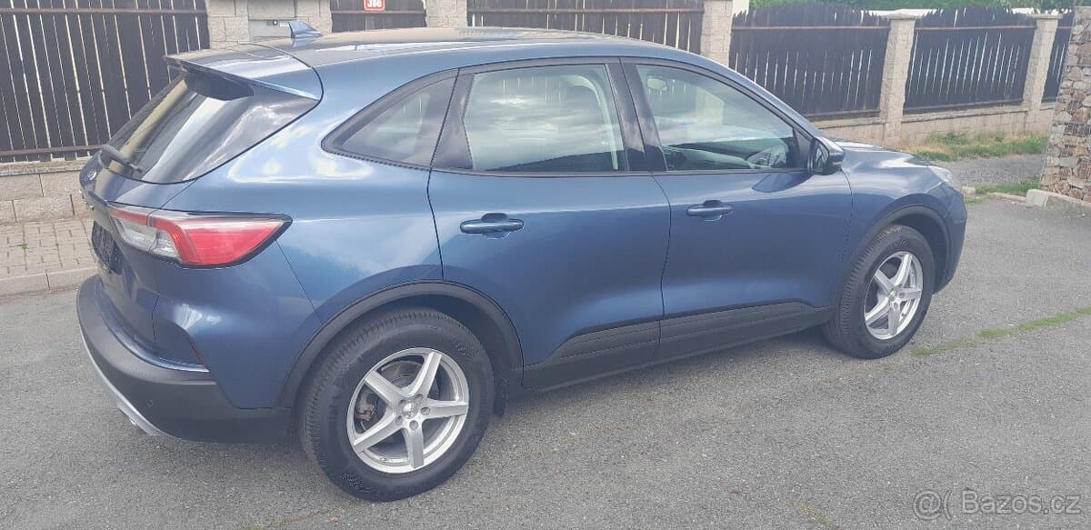 2020 Ford KUGA - 3