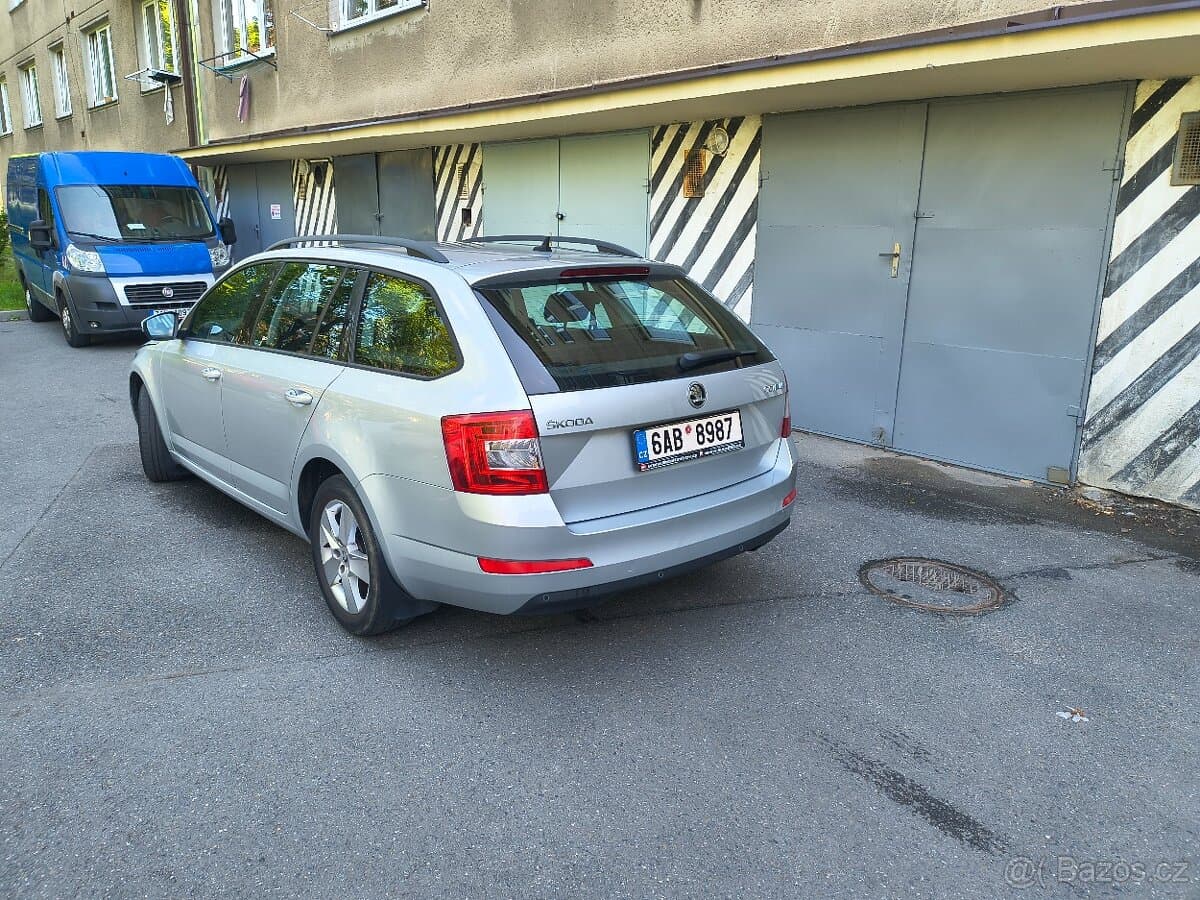Škoda OCTAVIA - 3