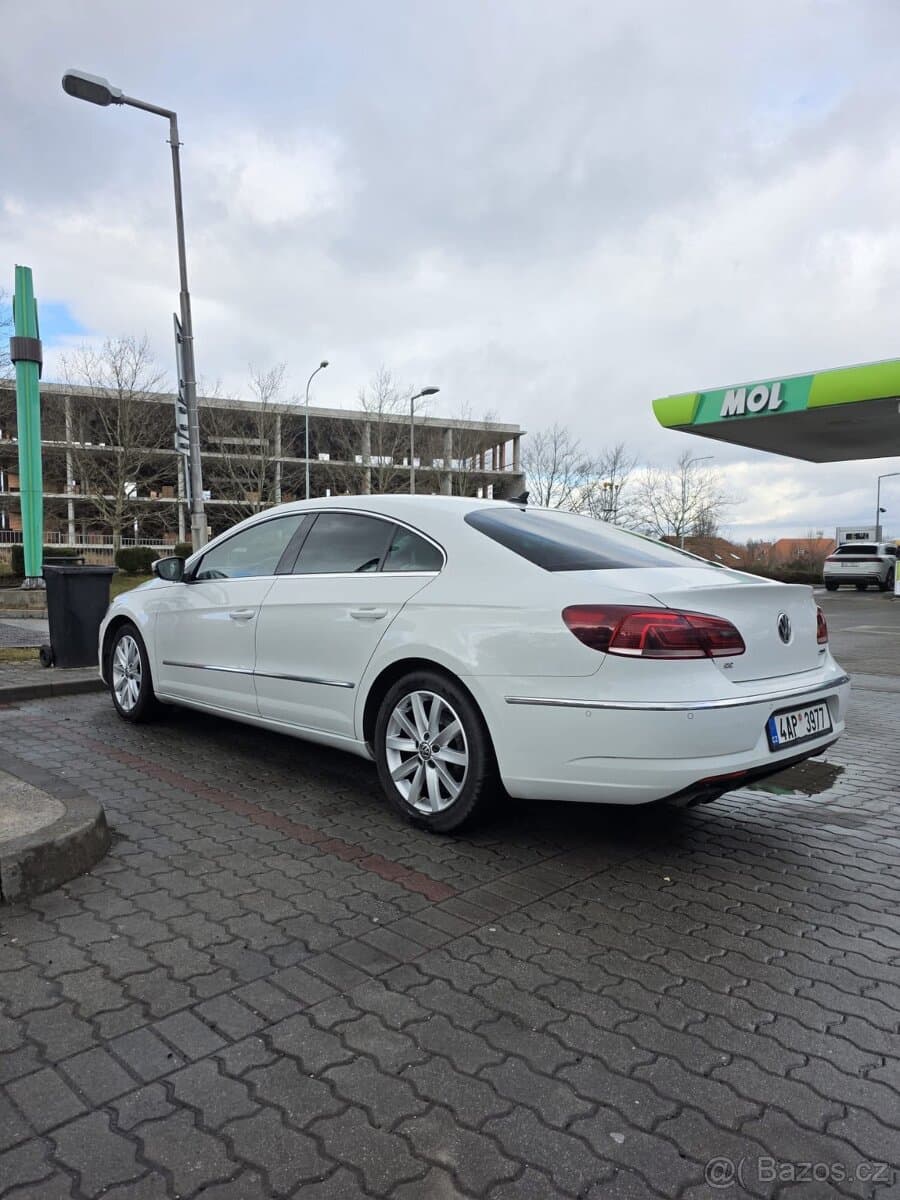 2015 Volkswagen PASSAT CC - 3