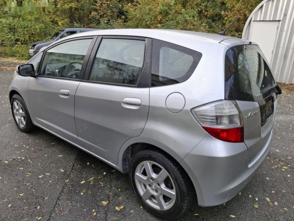 2010 Honda JAZZ - 3