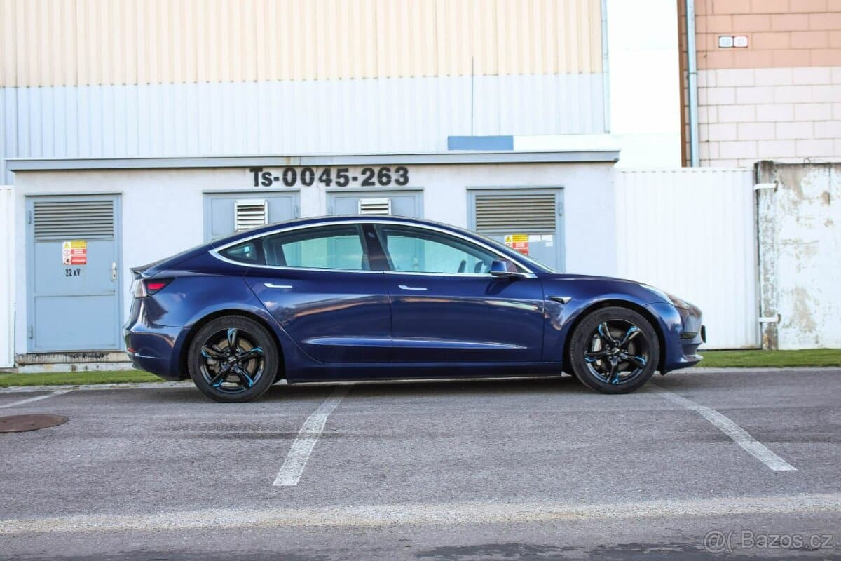 2020 Tesla MODEL 3 - 3