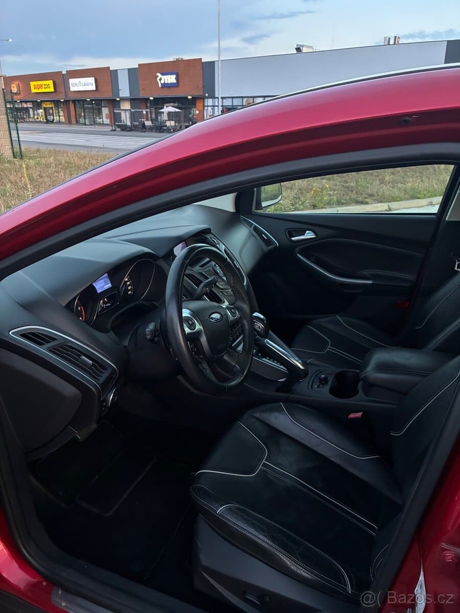 2012 Ford FOCUS - 3