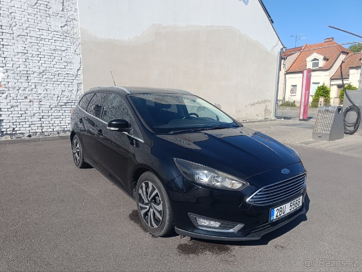 2015 Ford FOCUS - 3