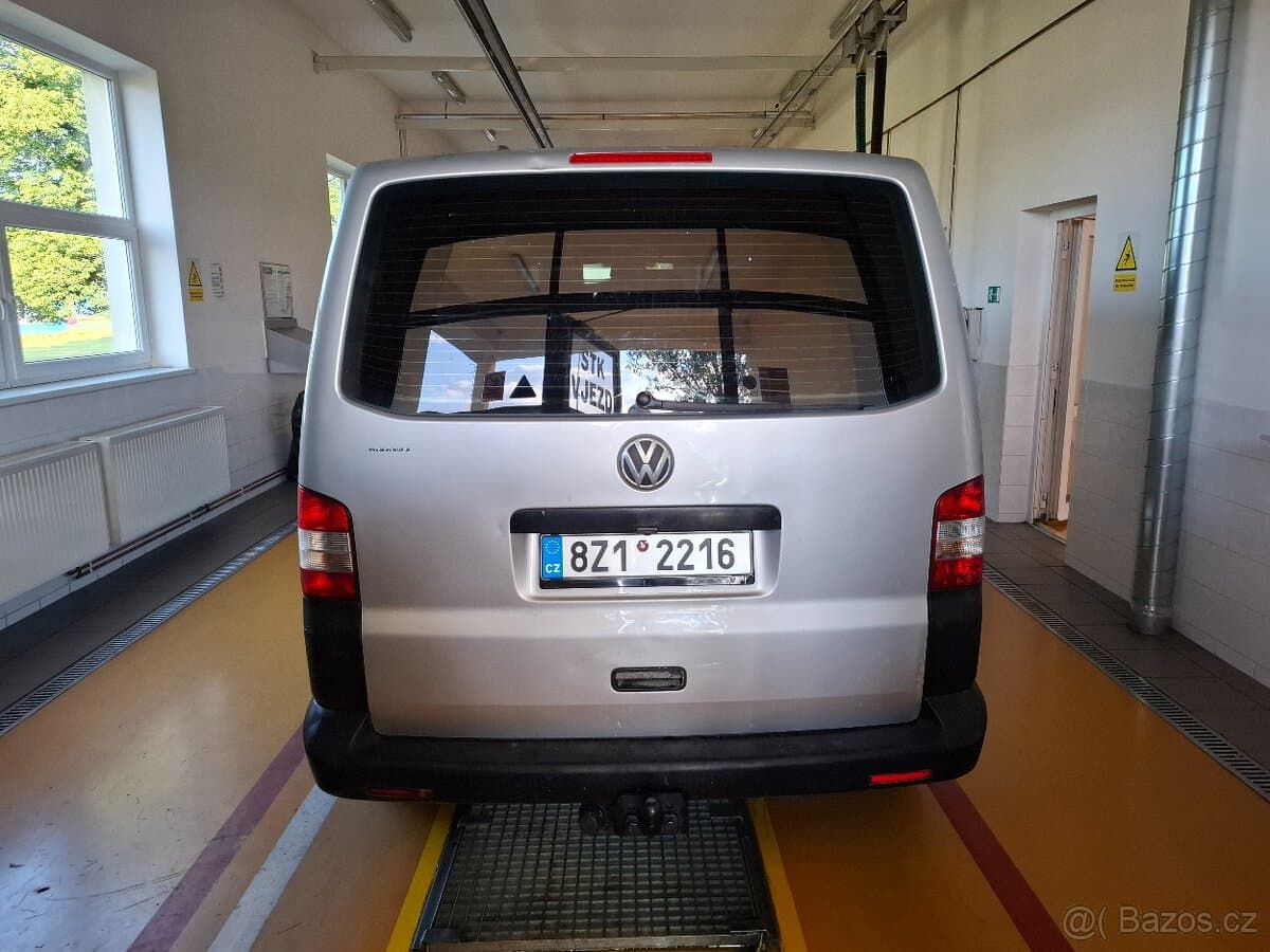 2011 Volkswagen TRANSPORTER - 3