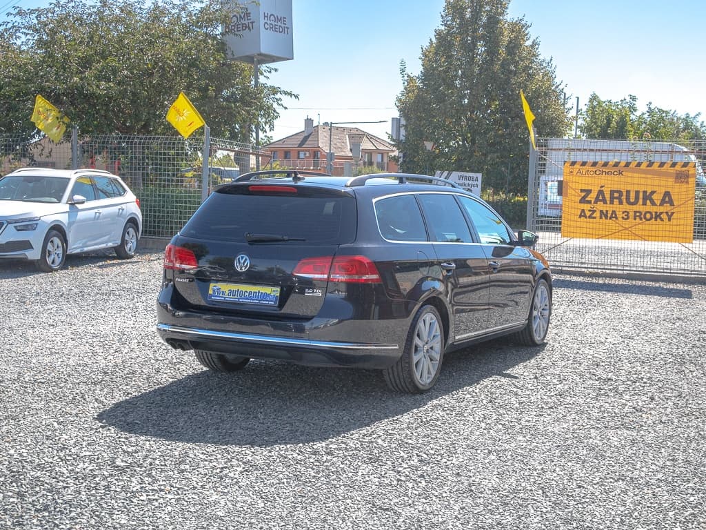 2012 Volkswagen PASSAT - 3