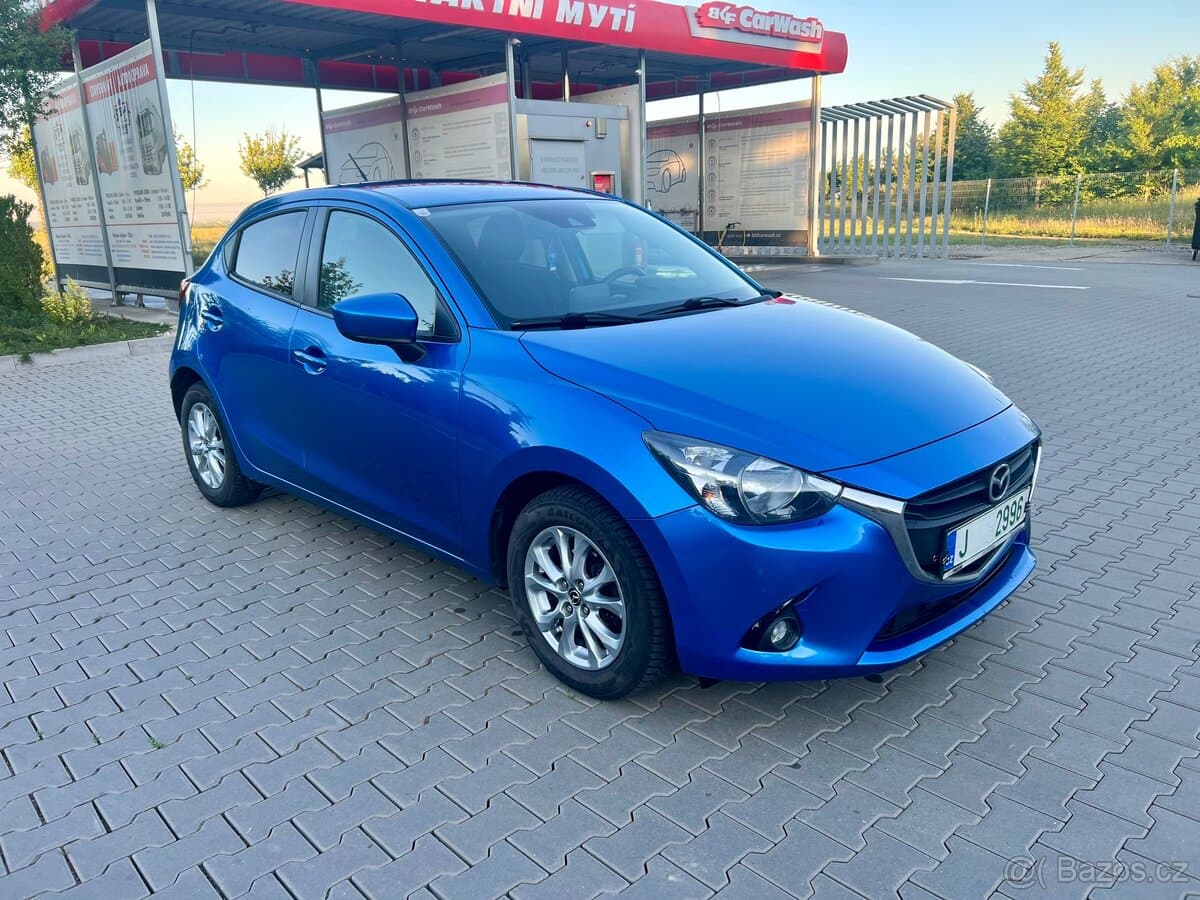 2015 Mazda 2 - 3