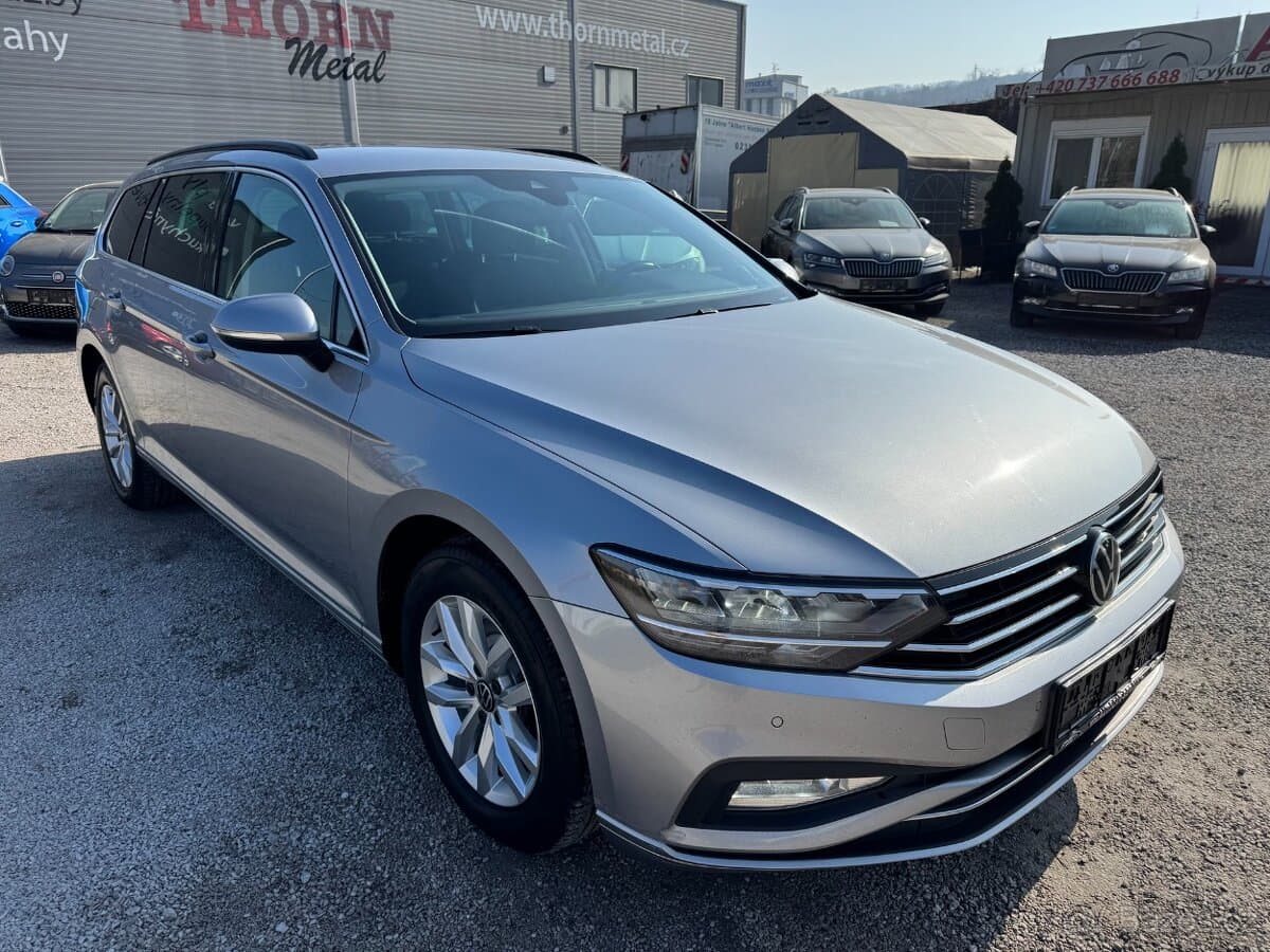 2021 Volkswagen PASSAT - 3