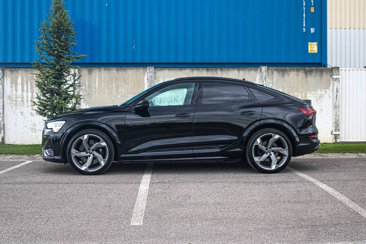 2022 Audi E-TRON - 3