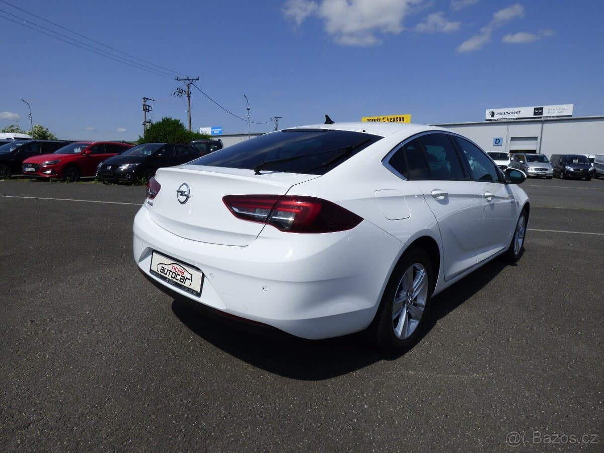 2019 Opel INSIGNIA - 3