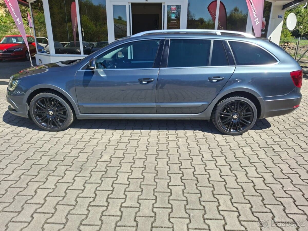 2014 Škoda SUPERB - 3
