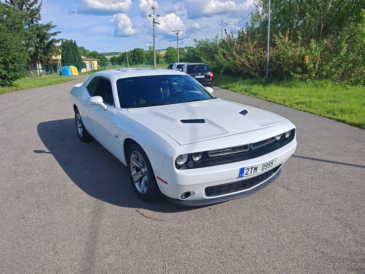 2017 Dodge CHALLENGER - 3