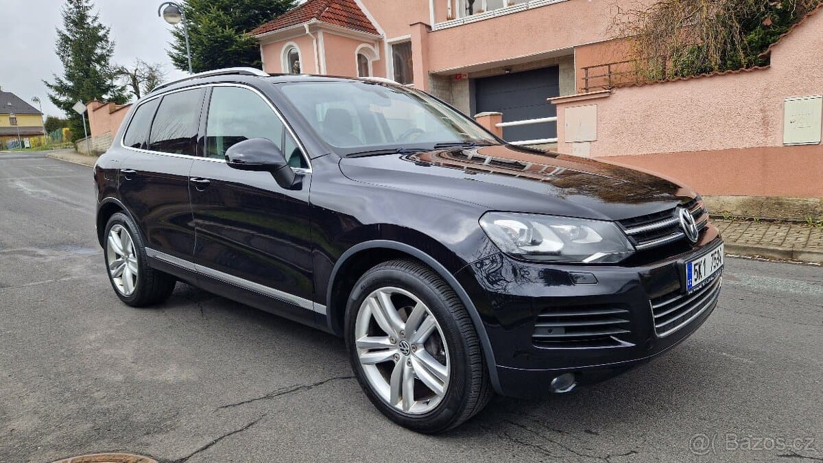 2010 Volkswagen TOUAREG - 3