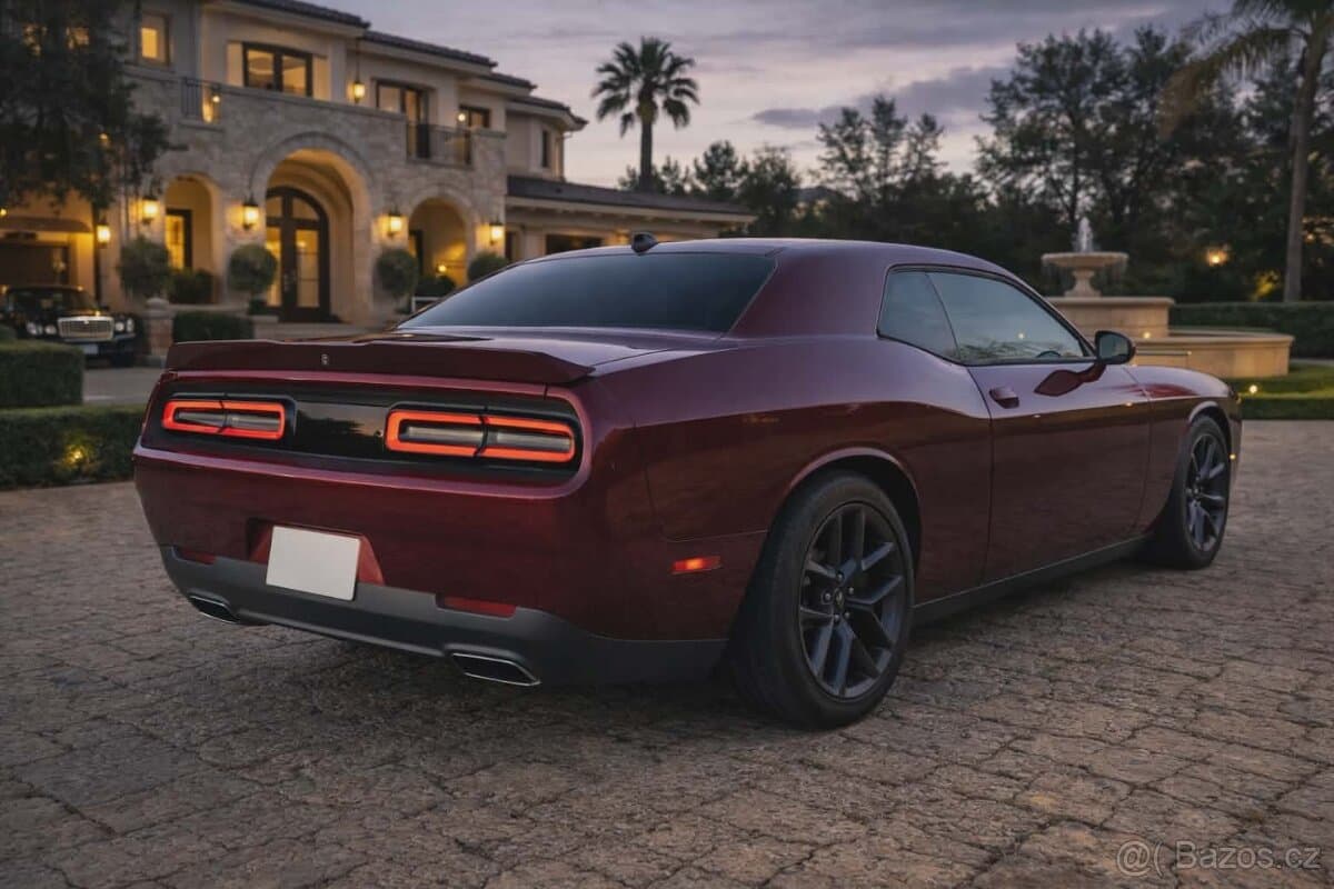 2021 Dodge CHALLENGER - 3