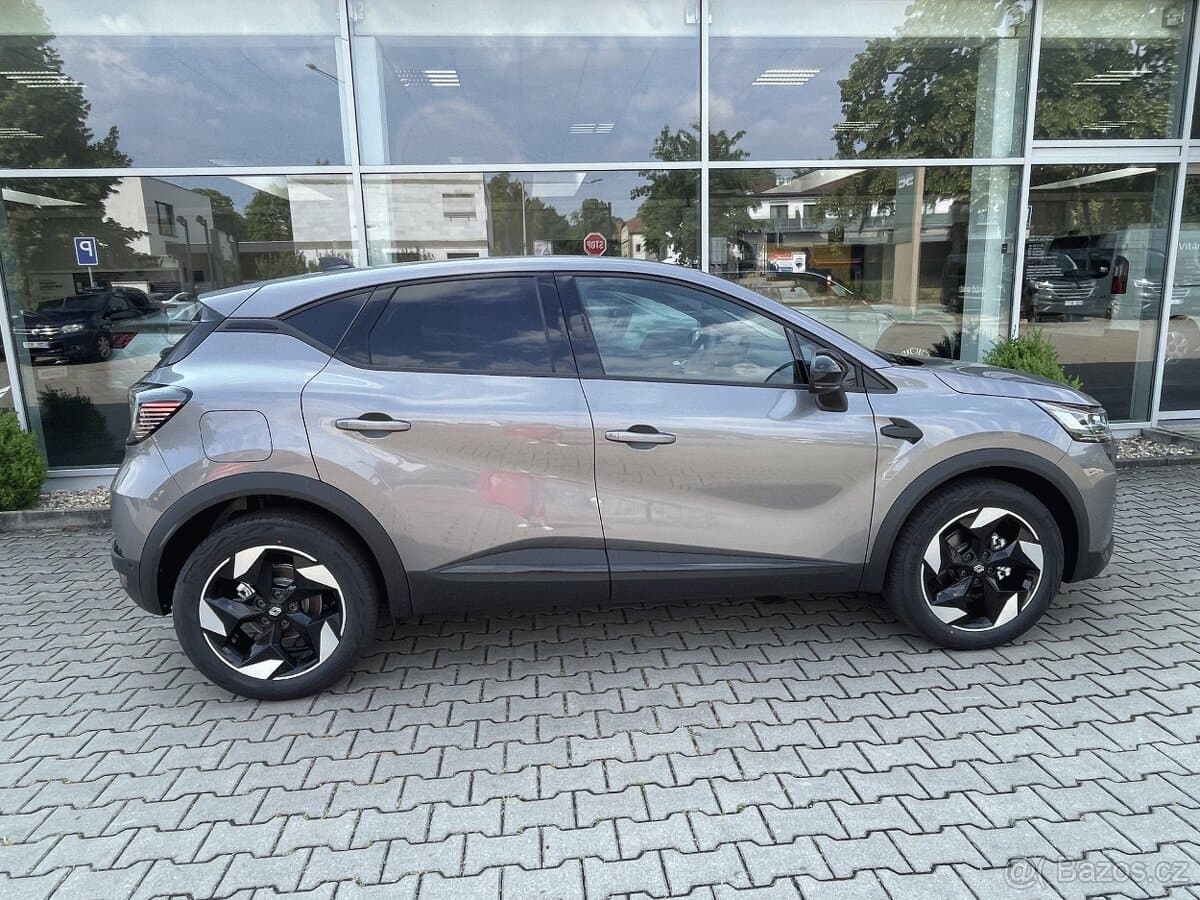 2025 Renault CAPTUR - 3