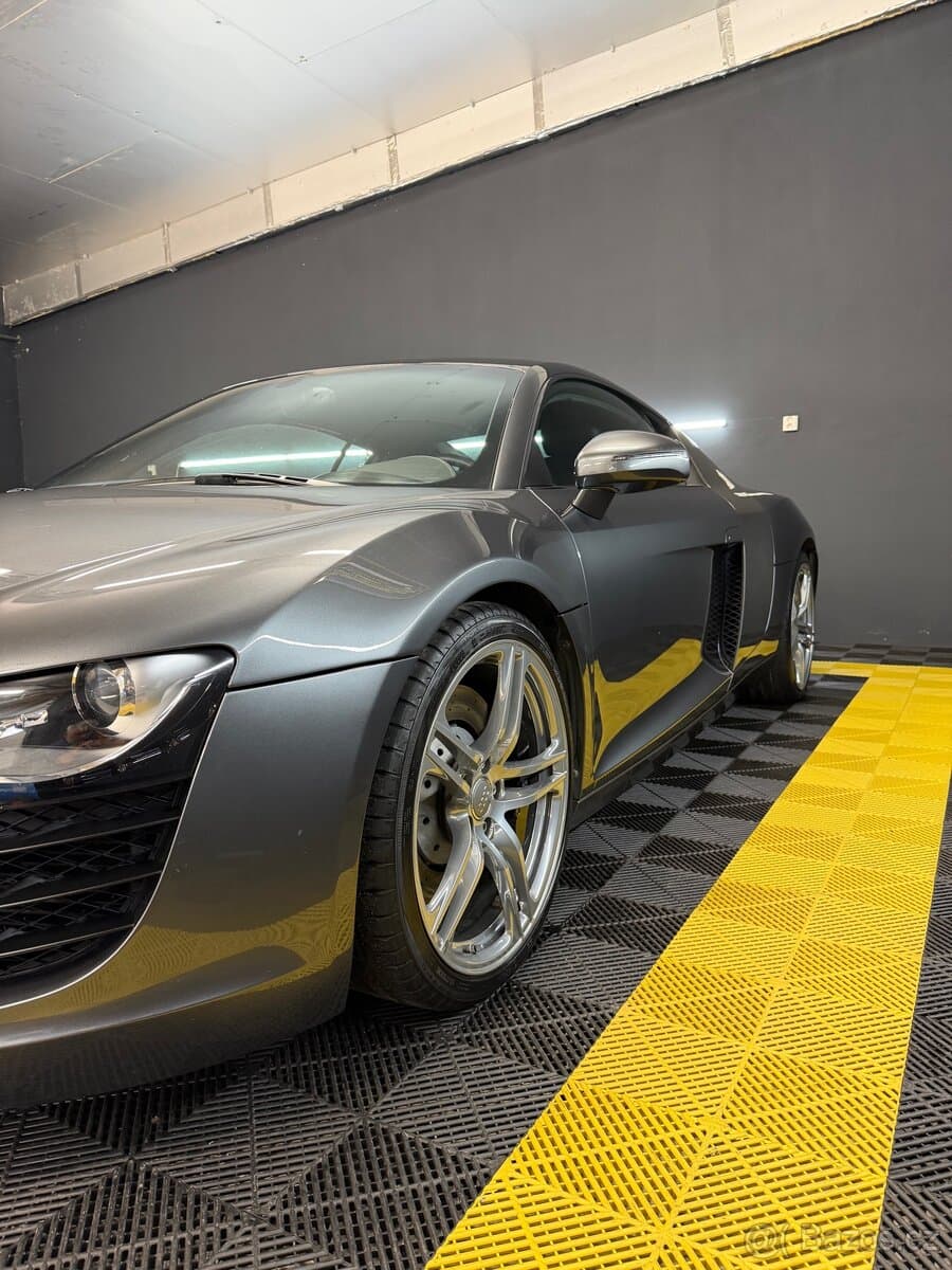 2009 Audi R8 - 3