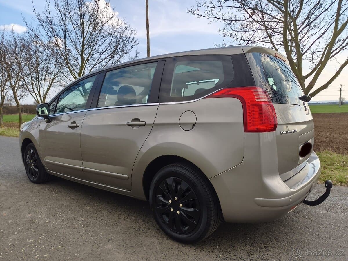 2010 Peugeot 5008 - 3